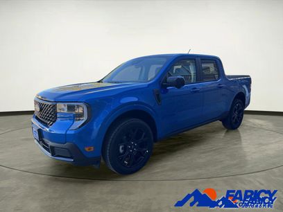 New 2025 Ford Maverick Lariat w/ Black Appearance Package