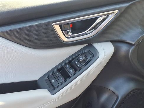 Used 2024 Subaru Forester Premium image 4