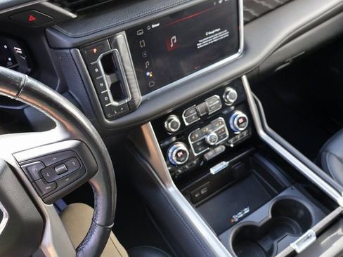 Used 2022 GMC Yukon Denali w/ Max Trailering Package AWD/4WD image 28
