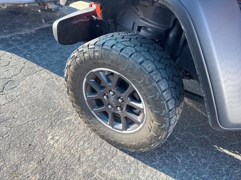 Used 2023 Jeep Wrangler Unlimited Rubicon w/ Xtreme 35 Tire Package image 9