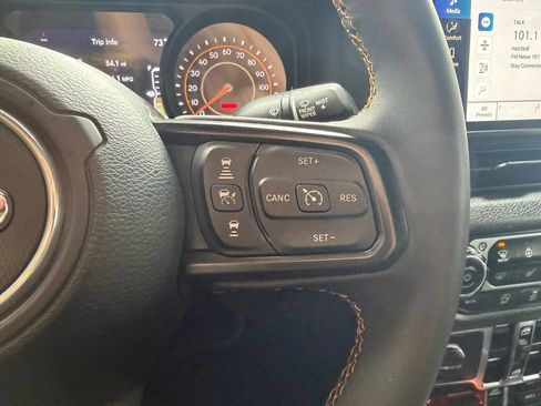 Used 2024 Jeep Wrangler Unlimited Sport AWD/4WD image 19