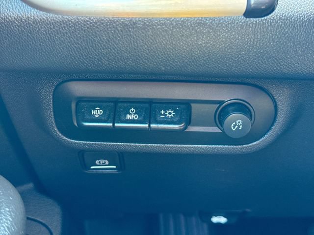 Used 2023 GMC Terrain Denali w/ Denali Premium Package AWD/4WD image 18