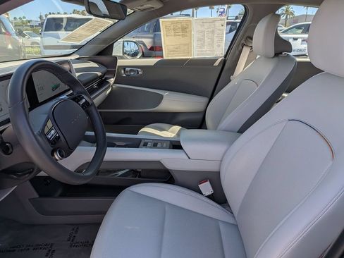 Used 2025 Hyundai Ioniq 6 SEL RWD image 15