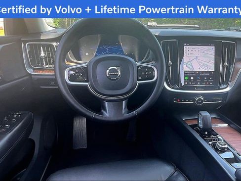 Used 2025 Volvo V60 B5 Cross Country Plus AWD/4WD image 8
