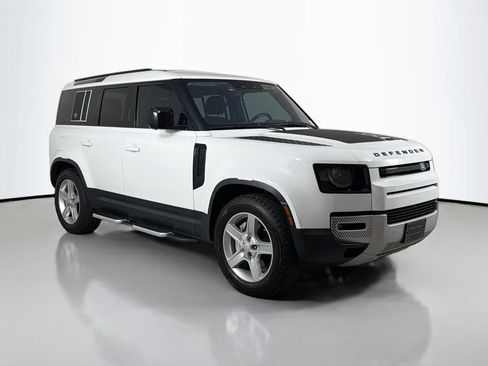 Used 2020 Land Rover Defender 110 SE AWD/4WD image 3