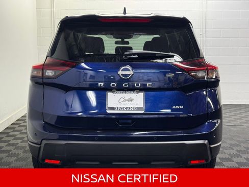 Certified 2025 Nissan Rogue SV AWD/4WD image 9