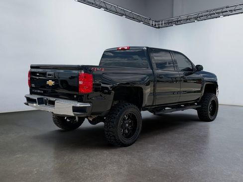 Used 2018 Chevrolet Silverado 1500 LT AWD/4WD image 3