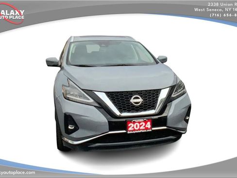 Used 2024 Nissan Murano SL image 3