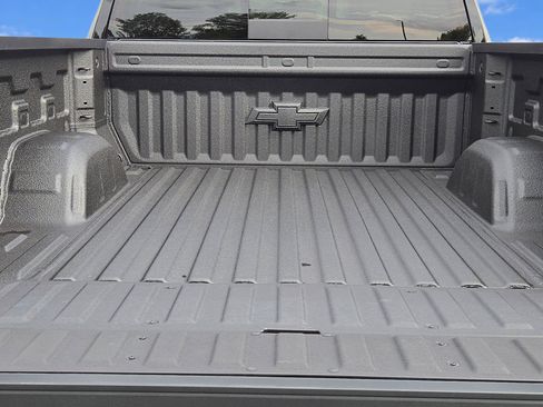 New 2026 Chevrolet Silverado 1500 ZR2 AWD/4WD image 9
