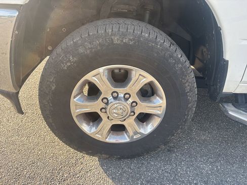 Used 2024 RAM 3500 Big Horn image 10