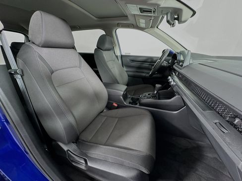 Certified 2024 Honda CR-V EX image 28