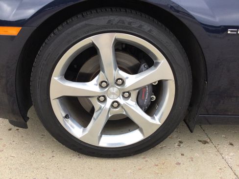 Used 2015 Chevrolet Camaro SS w/ RS Package RWD image 8