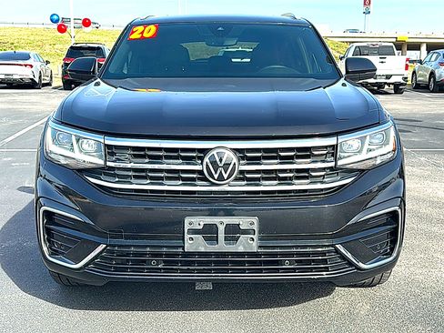 Used 2020 Volkswagen Atlas Cross Sport SEL R-Line image 11