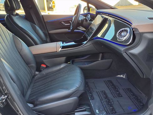 Used 2023 Mercedes-Benz EQS 450+ Sedan image 9