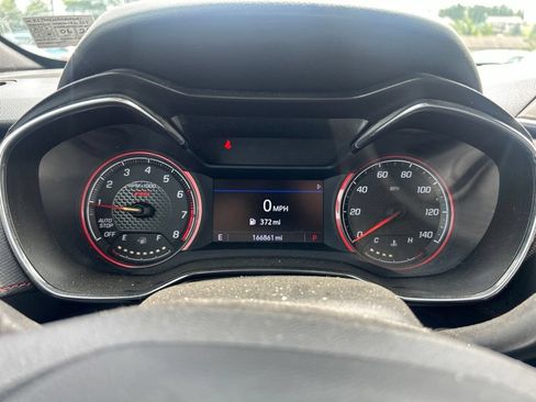 Used 2021 Chevrolet TrailBlazer RS w/ Technology Package FWD image 18