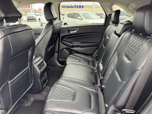 Used 2024 Ford Edge Titanium image 34