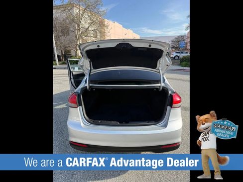 Used 2017 Kia Forte LX image 14