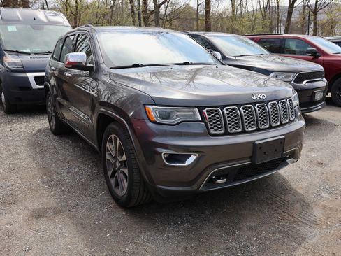 Used 2017 Jeep Grand Cherokee Overland image 1