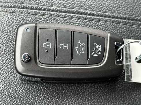 Certified 2024 Hyundai Santa Cruz SE image 14