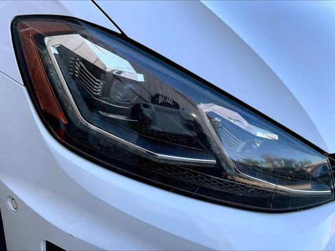 Used 2018 Volkswagen Golf Alltrack SEL image 29