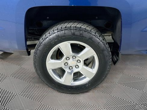 Used 2017 Chevrolet Silverado 1500 LT w/ All Star Edition AWD/4WD image 28