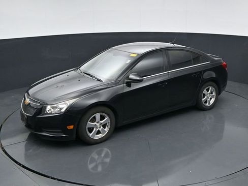 Used 2013 Chevrolet Cruze LT FWD image 30
