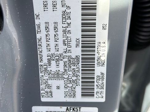 Used 2018 Toyota Tundra SR5 w/ TRD Off Road Package AWD/4WD image 23