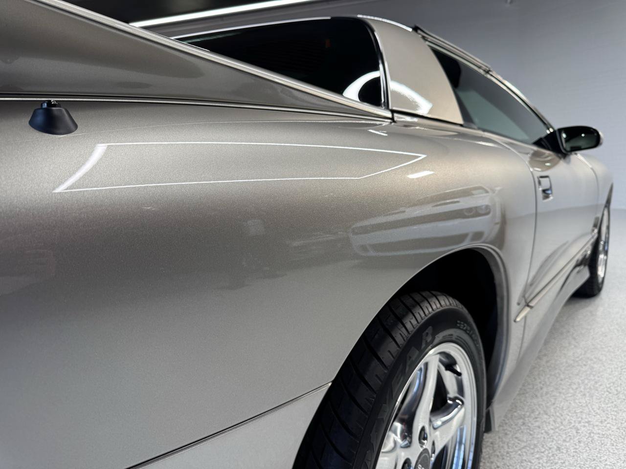 Used 2000 Pontiac Firebird Formula RWD image 31