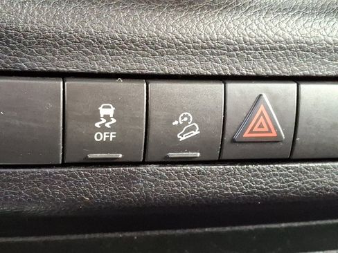 Used 2016 Jeep Wrangler Unlimited Sport image 23