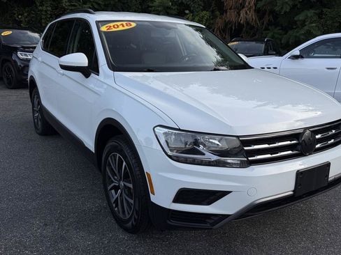 Used 2018 Volkswagen Tiguan SE AWD/4WD image 21
