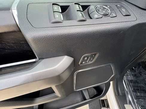 Used 2019 Ford F250 Platinum w/ Platinum Ultimate Package AWD/4WD image 5
