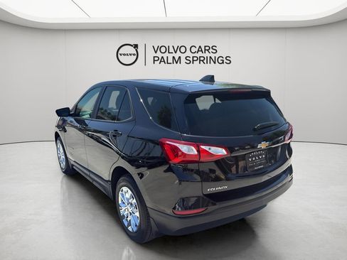 Used 2021 Chevrolet Equinox LS w/ LS Convenience Package AWD/4WD image 5