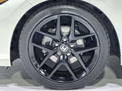 Used 2025 Honda Civic Sport image 11