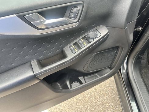Used 2020 Ford Escape SE Sport FWD image 11