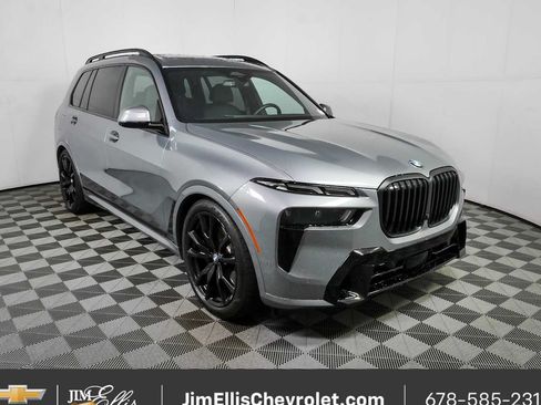 Used 2025 BMW X7 xDrive40i w/ M Sport Package AWD/4WD image 1