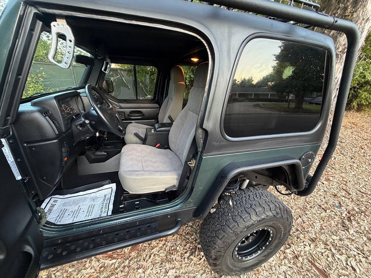 Used 2004 Jeep Wrangler 4WD image 21