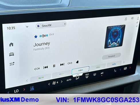 Used 2025 Ford Explorer ST image 30