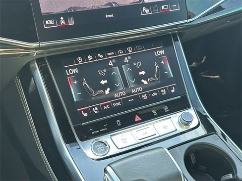 Used 2025 Audi Q7 3.0T Prestige w/ Prestige Package image 20