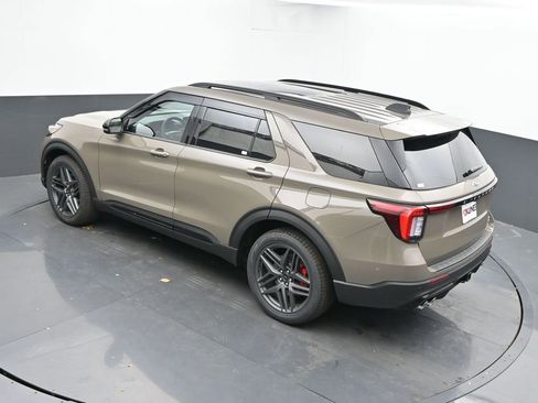New 2026 Ford Explorer ST w/ Sun And Sound Package AWD/4WD image 43