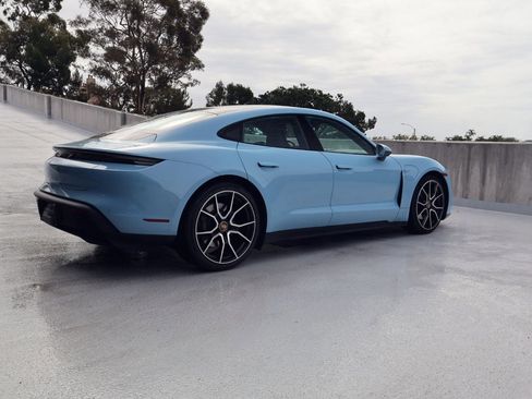 Certified 2024 Porsche Taycan image 8