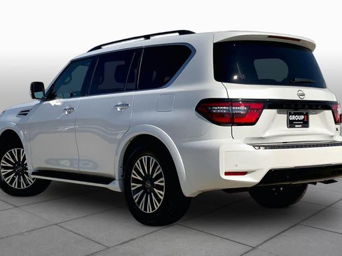 Used 2023 Nissan Armada SL w/ Midnight Edition Package RWD image 12