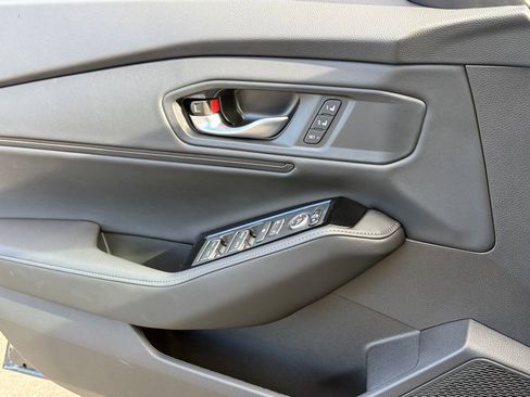 Certified 2025 Honda Accord Touring image 33