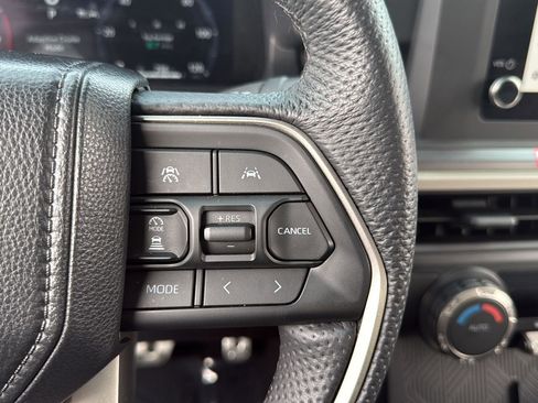 Used 2024 Toyota Tacoma TRD Sport image 29