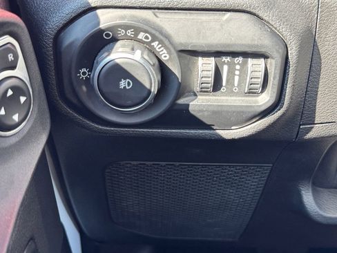 Used 2020 Jeep Wrangler Unlimited Rubicon AWD/4WD image 23