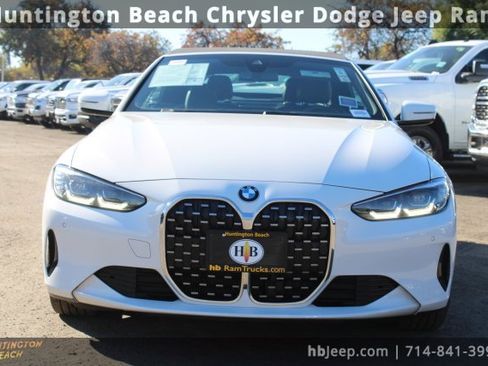 Used 2024 BMW 430i Convertible image 2