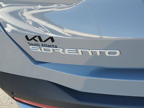 New 2026 Kia Sorento S image 7
