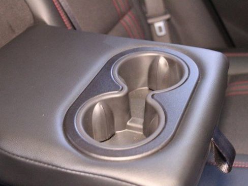 Certified 2022 Chevrolet Equinox RS w/ Infotainment Package image 15