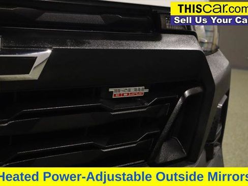 Used 2023 Chevrolet Colorado Trail Boss w/ Technology Package image 27