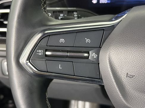 Certified 2024 Chevrolet Traverse LT image 51