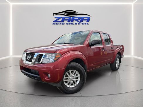 Used 2015 Nissan Frontier SV AWD/4WD image 1